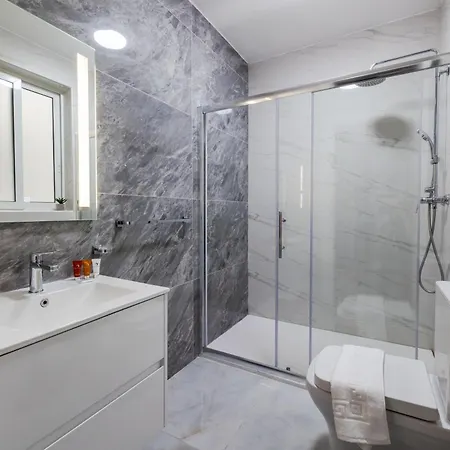 Stunning 2br In - 23 斯利马