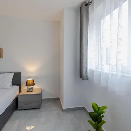 Stunning 2br In - 23 شقة سليمة
