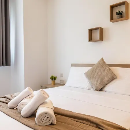 Stunning 2br In - 23 *