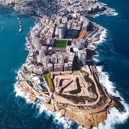 Apartmán Stunning 2br In - 23 Sliema