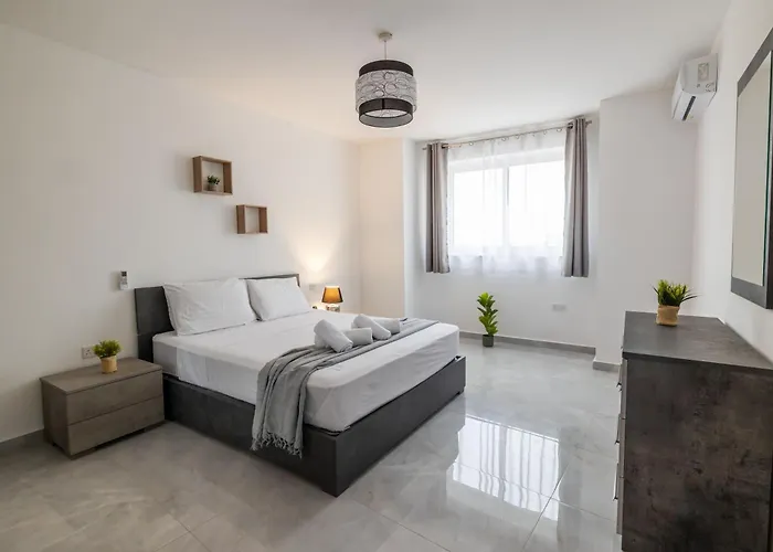 Stunning 2br In - 23 *