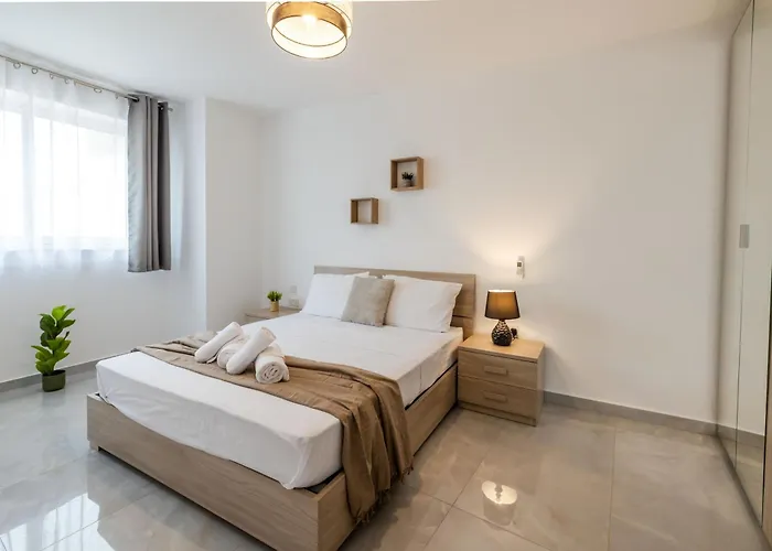 Lejlighed Stunning 2br In - 23 Sliema